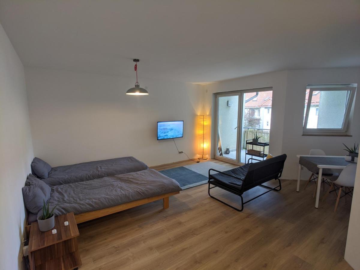 Ideales Messe Appartment 15Min Fahrtweg 特克下的基希海姆 外观 照片
