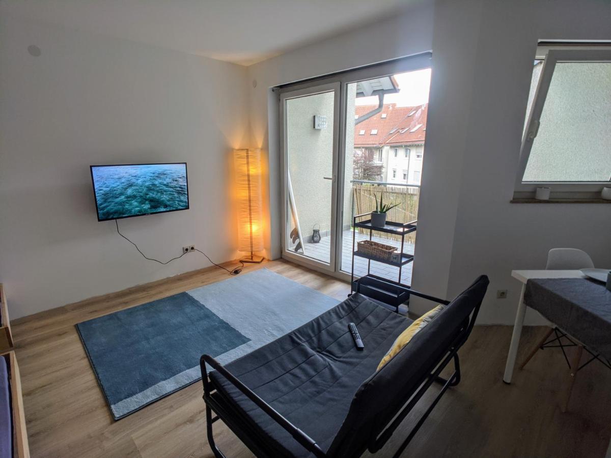Ideales Messe Appartment 15Min Fahrtweg 特克下的基希海姆 外观 照片